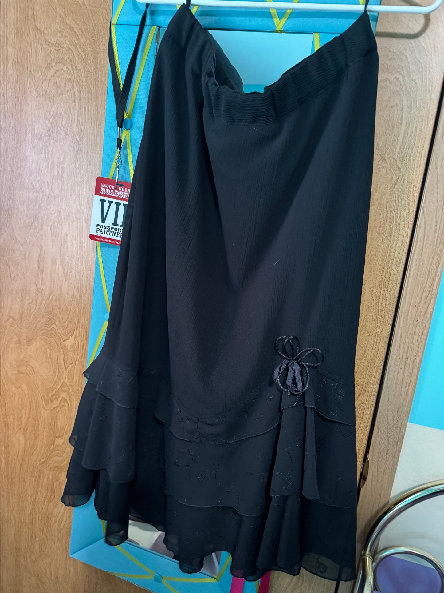 Black skirt size 48 waist